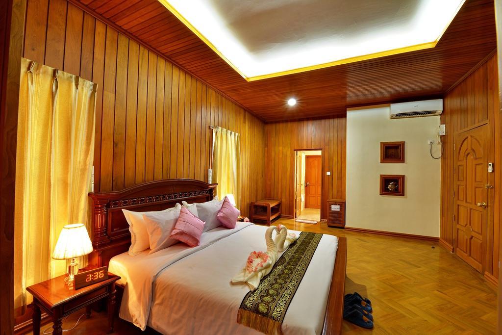 Win Unity Resort Hotel Monywa Room photo