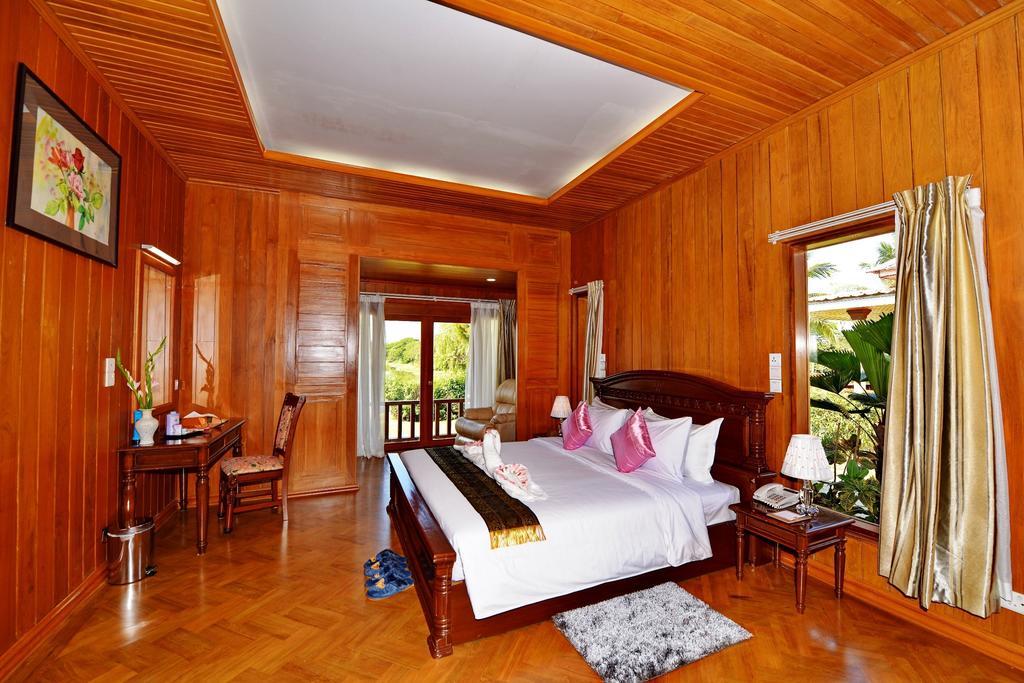 Win Unity Resort Hotel Monywa Room photo